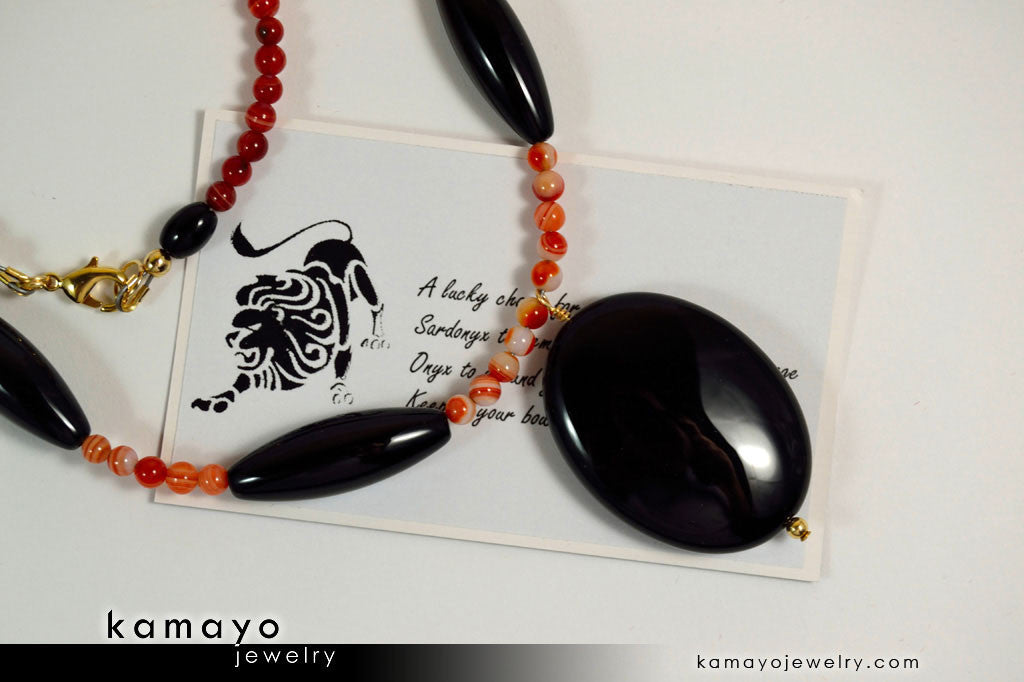 LEO NECKLACE - Large Black Onyx Pendant and Sardonyx Beads